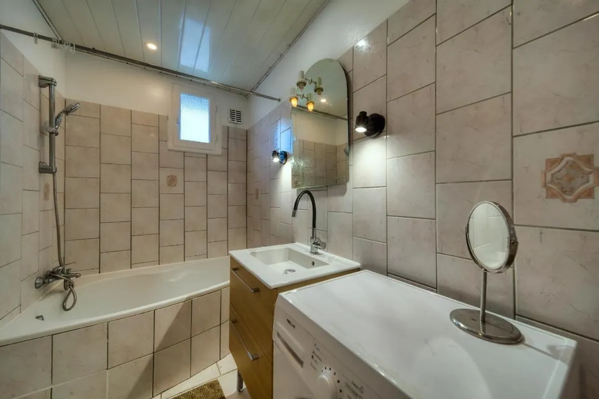 Apartment Maison De Ville, La Petite Fontainoise, Ideal Pour Un Sejour En Famille A Grenoble - Rhone Alpes