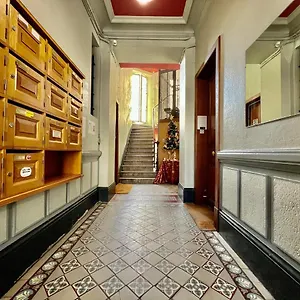 Appartement La Loge Parisienne 300m Gare Bastille Telepherique, Grenoble